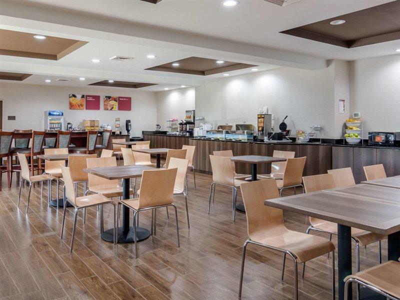 南方公园康福特套房酒店 科隆尼尔海次 外观 照片
