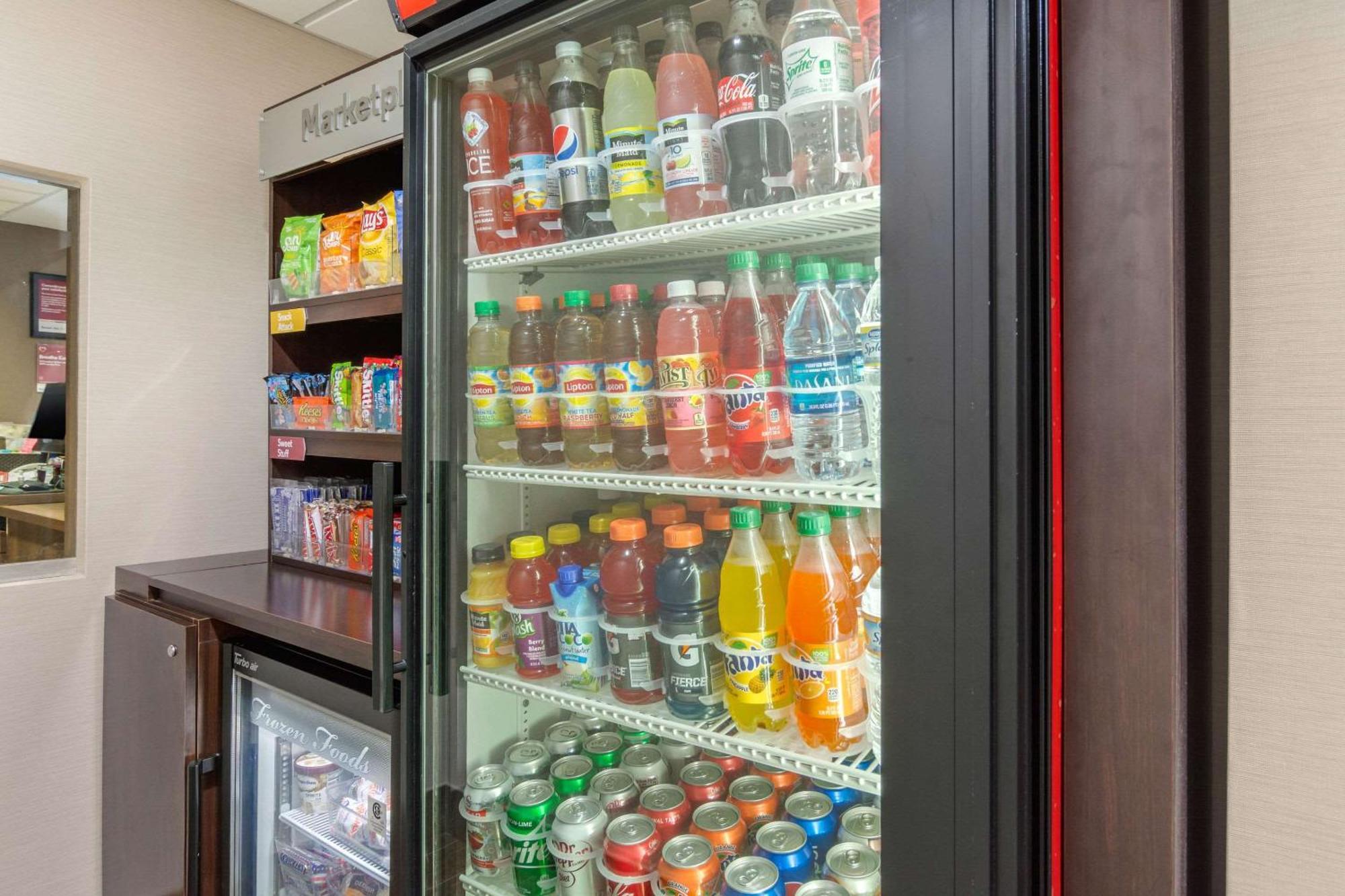 南方公园康福特套房酒店 科隆尼尔海次 外观 照片
